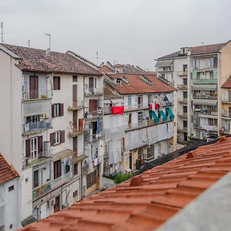 아파트 No Lift, 2 - Tutti P4zzi Per 토리노