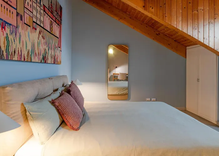 No Lift, 2 - Tutti P4zzi Per * Turin