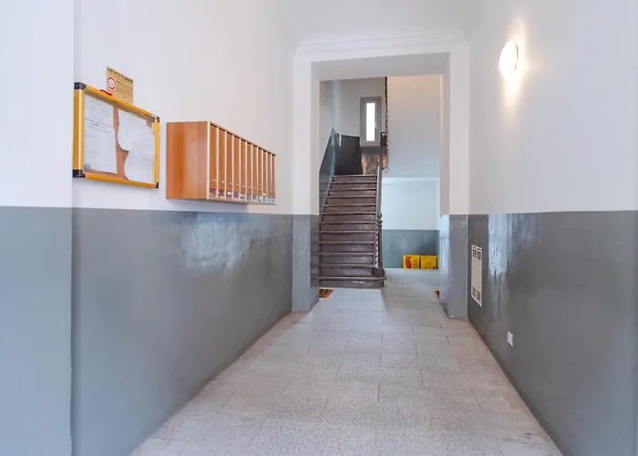 No Lift, 2 - Tutti P4zzi Per Apartamento