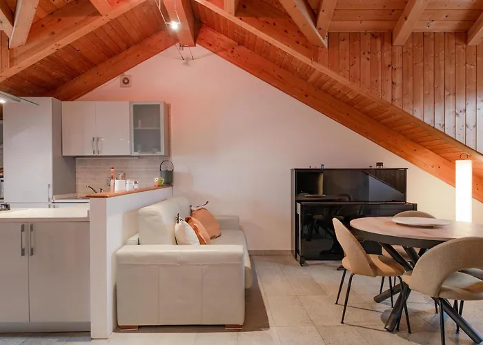 No Lift, 2 - Tutti P4zzi Per Apartamento