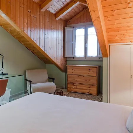 No Lift, 2 - Tutti P4zzi Per Lägenhet